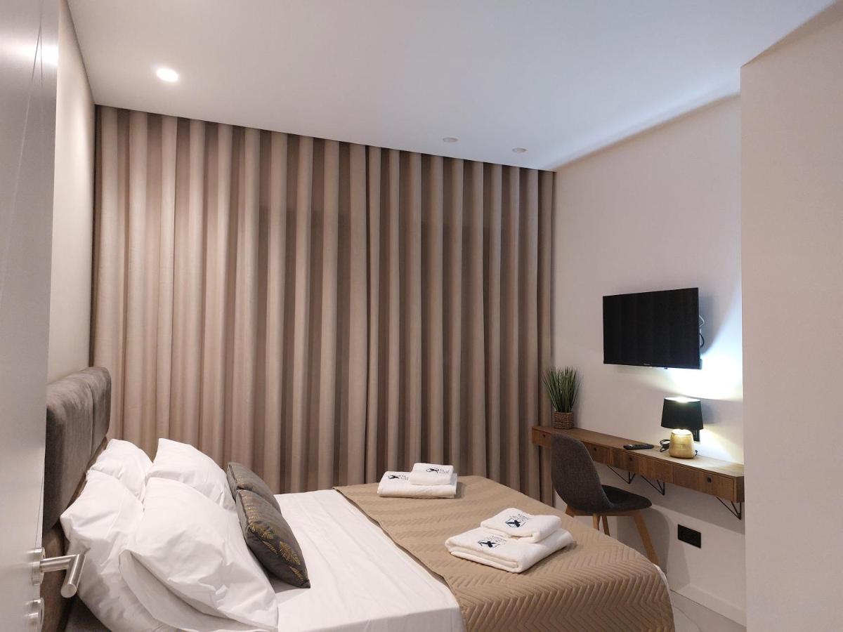 Liris Holiday Apartments Назаре Екстер'єр фото